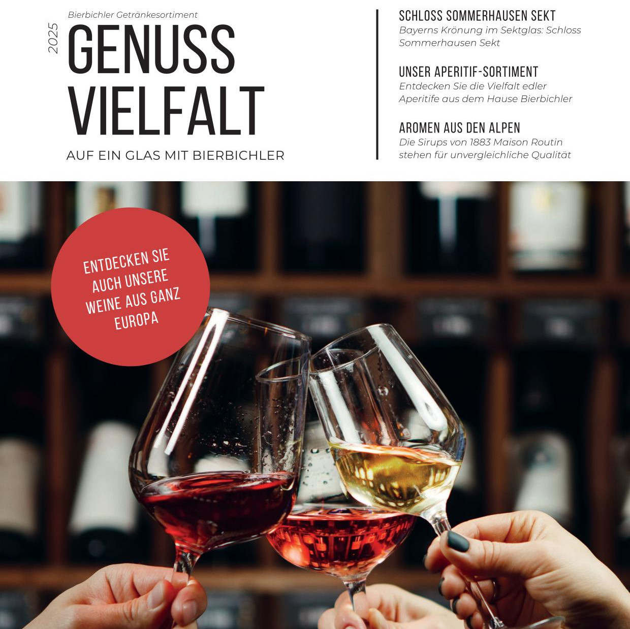 Was für eine tolle Auswahl von Getränken bei Bierbichler - für jeden Anlass was dabei! Eine Gruppe von Glasflaschen mit alkoholischen Getränken.