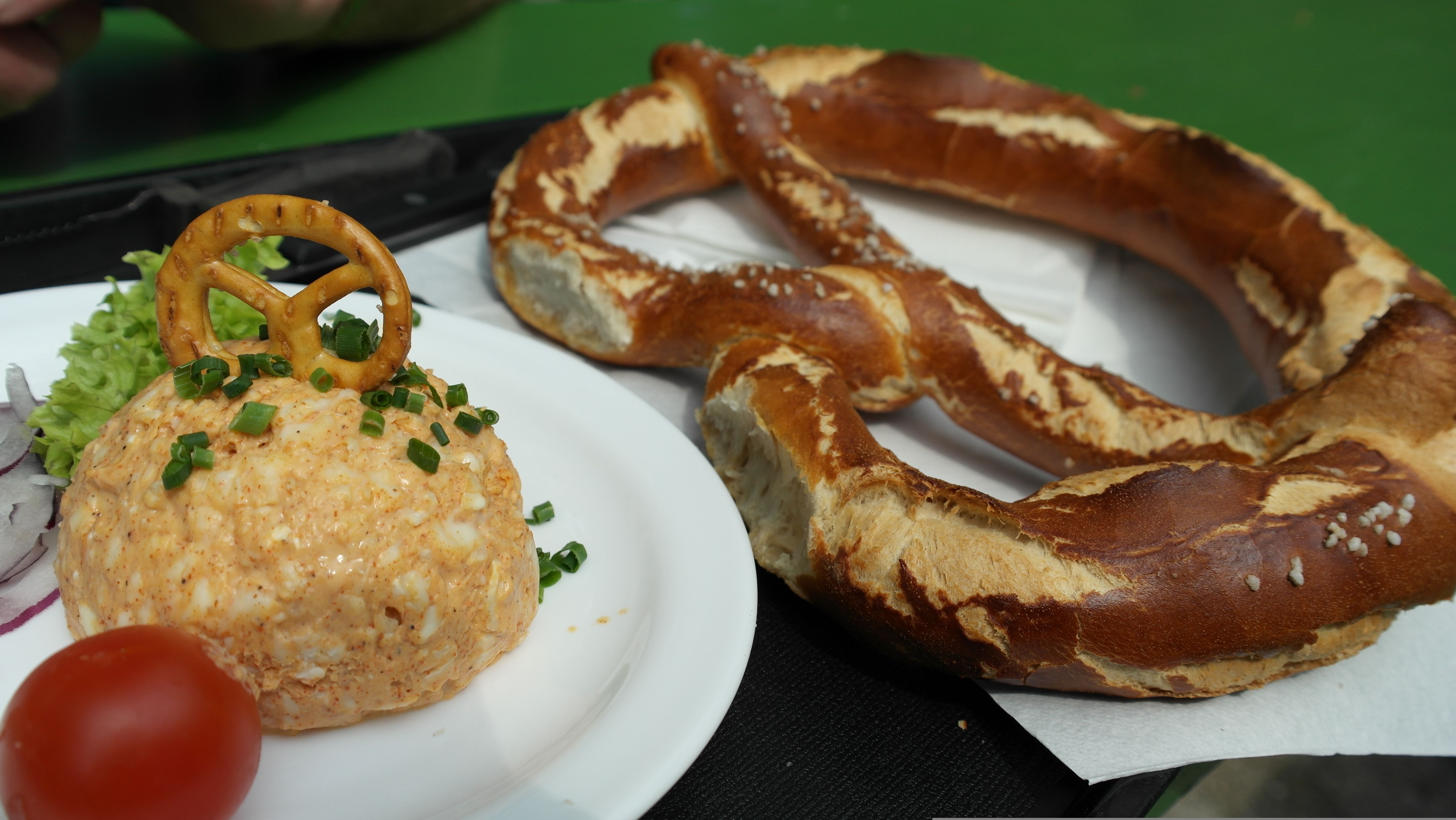 Feinkostsalate, Brotaufstriche, Soßen und Dressings