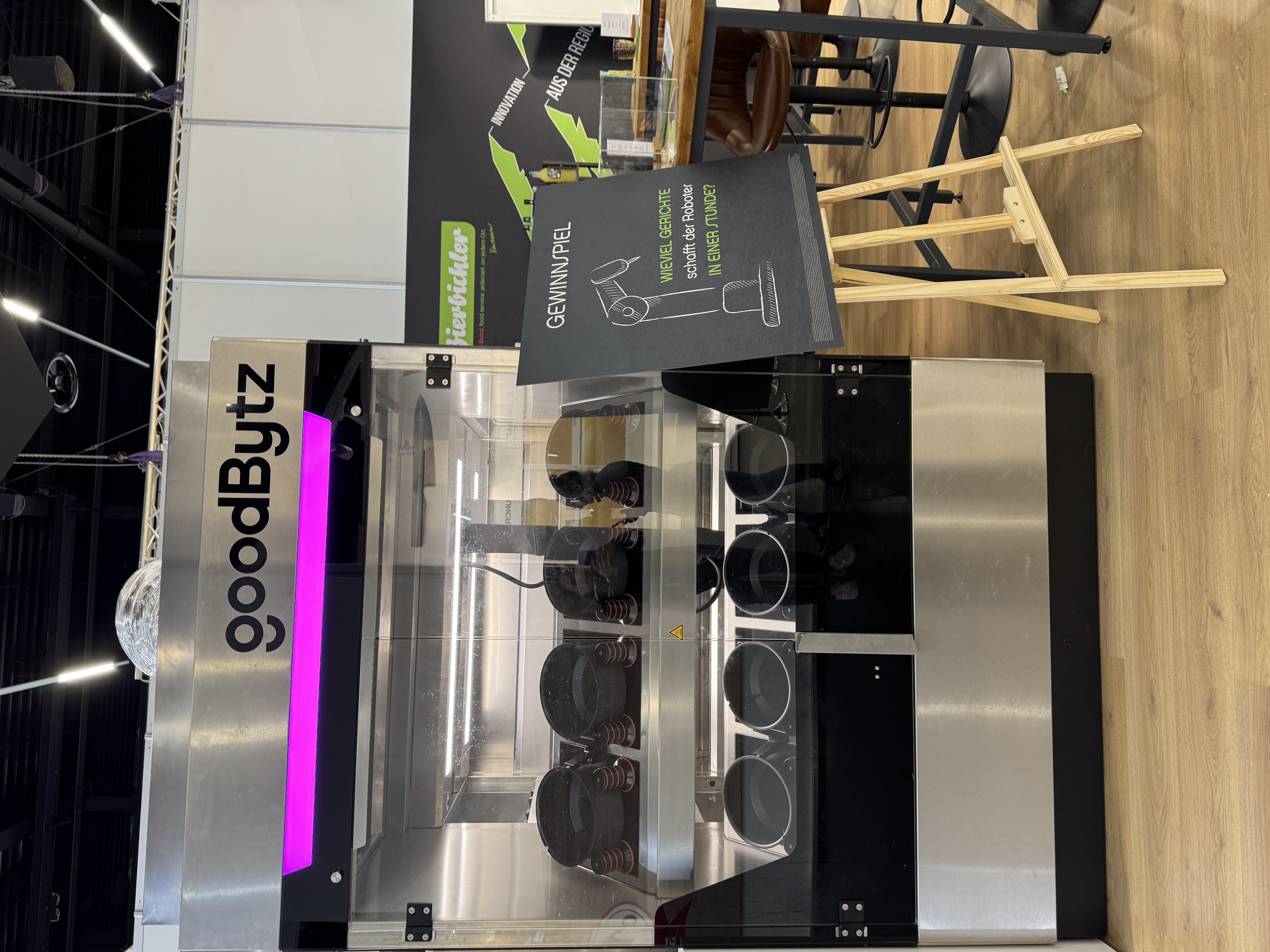 Kochroboter von Goodbytz auf der Messe "Alles für den Gast"
