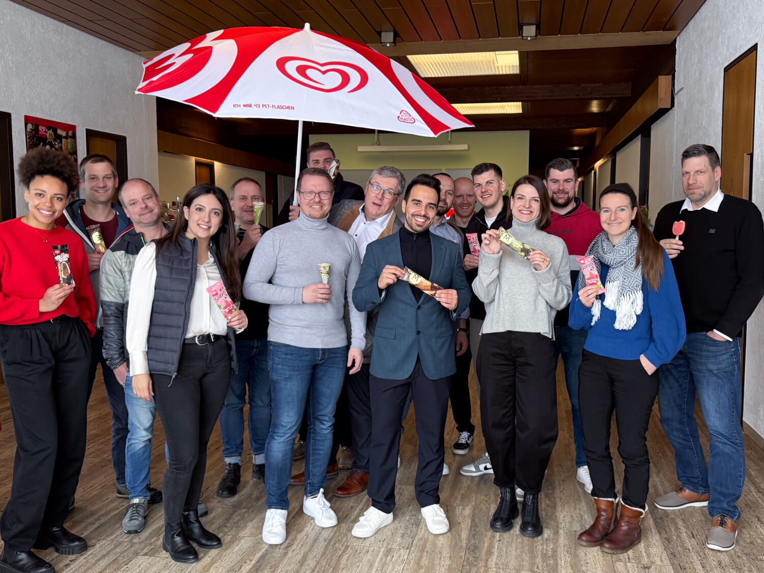 Langnese Produktvorstellung bei Bierbichler Lieferanten stellen sich bei Bierbichler vor..